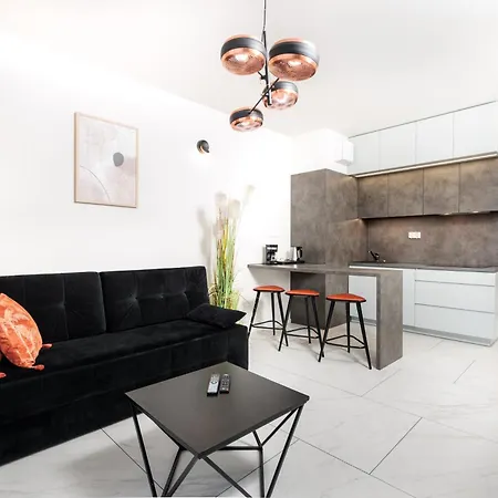 Of The Kings-copper Nest Apartment *