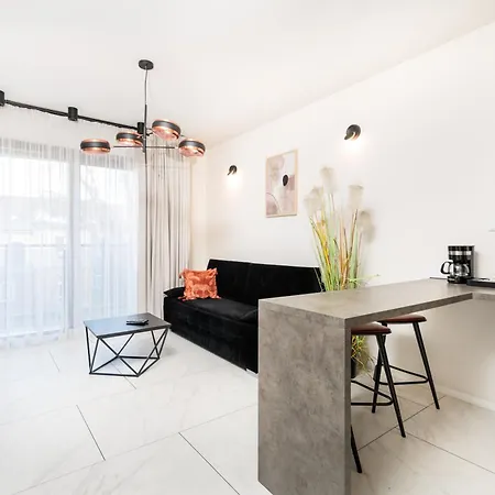 Apartment Of The Kings-copper Nest *